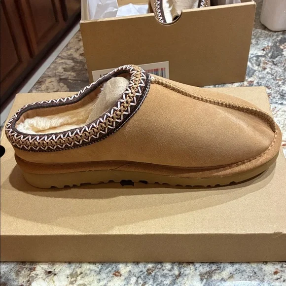 UGG Chestnut Slip-On Tasman II - Picture 3 of 3